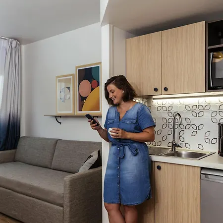 Aparthotel Adagio Access Paris La Villette-3